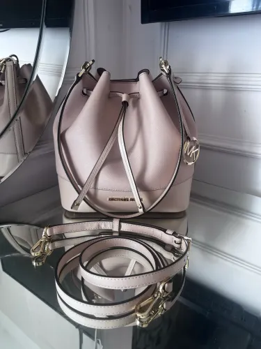 Bolsa Michael Kors 100% couro