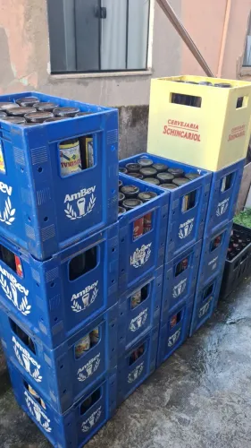 Caixas De Litrão