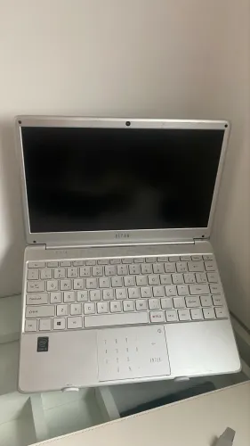 Notebook Intel Core I3 4GB RAM 1TB Ultra UB422 Tela 14.1" Full HD Linux Prata