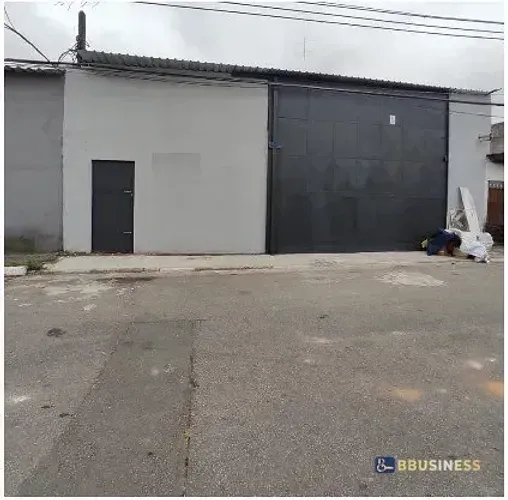 Galpão / Barracão para locação,400m², com wc, vestiários, amplo escritório,vagas para dire