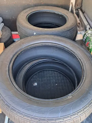 Pneu 235/60R18 usado