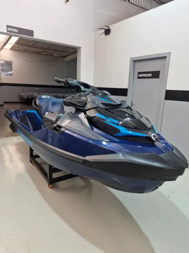 Jet ski seadoo GTX 230 
