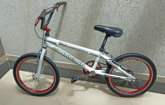 BMX Aro 20 - Quadro Monaco / Excelente Estado