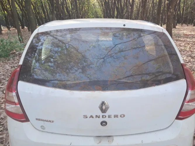 Renault Sandero Authentique Hi-flex 1.0 16V 5P 2012