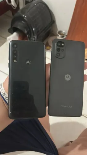 Celulares para retirada de peças