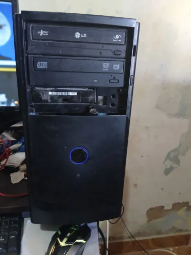 Pc i5 com monitor e Windows 10