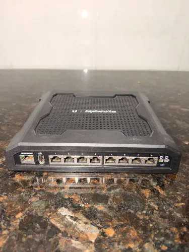 Edge switch 8xp / tough switch poe pro ubiquiti