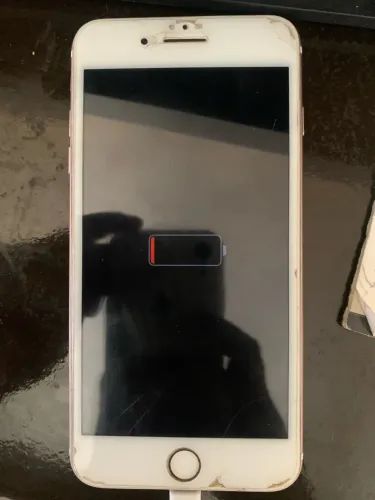 iPhone 7 Plus com defeito