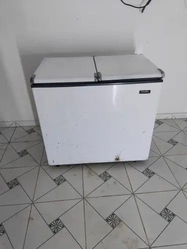 Freezer horizontal 300L 