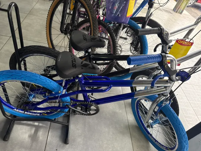 Bicicleta Cross aro 20  absolute 