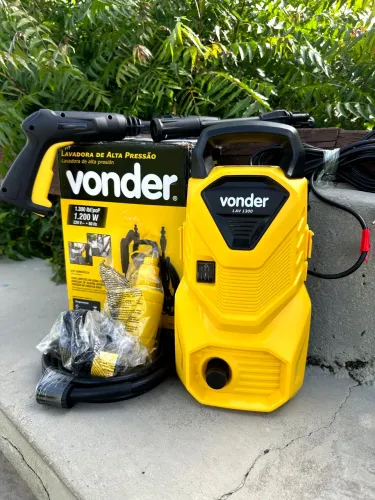 Lava jato Lavadora de Alta Pressão Vonder LAV 1300 1200W 1300 PSI Nova com Acessórios