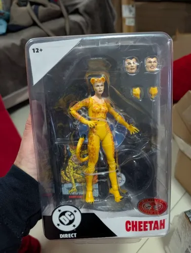 Cheetah McFarlane page punchers