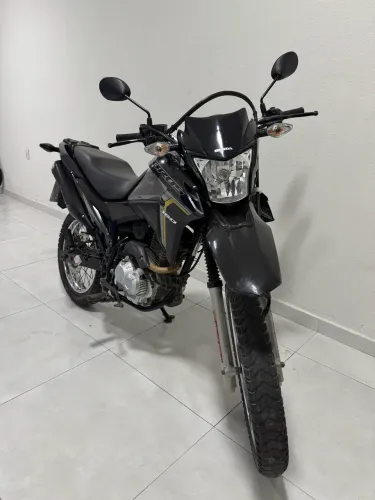 Honda Bros esd 2022
