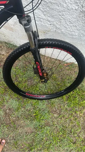 Bicicleta OGGI HACKER ARO 29 QUADRO 19