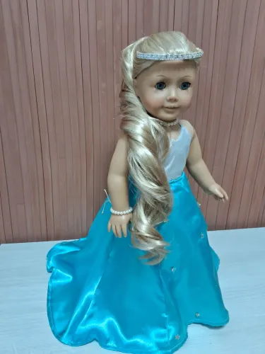 Boneca american gilr com rabo de cavalo purtis