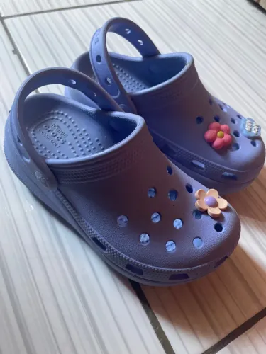 Crocs infantil semi nova 