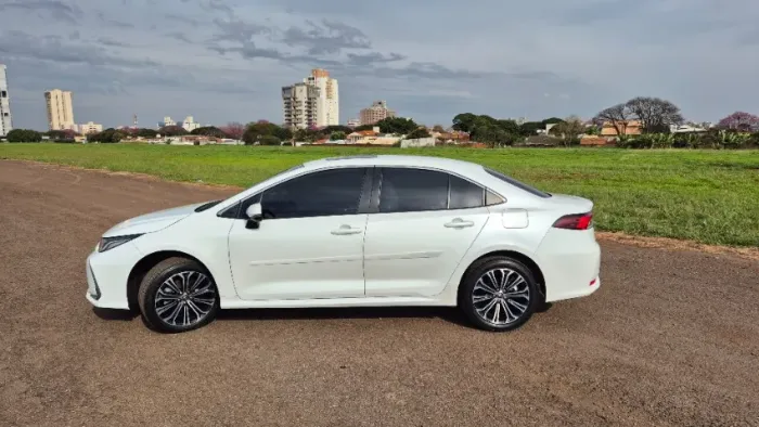 Toyota Corolla Altis 2.0 Flex 16V Aut. 2022