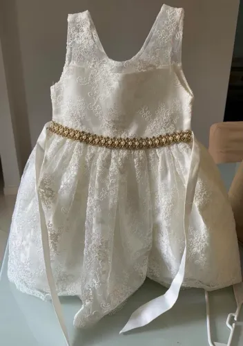 vestido infantil importado off white (batizados , festas, daminhas) tamanho 2 anos