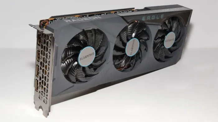 Placa de vídeo Gigabyte AMD Radeon RX 6600XT Eagle 8GB
