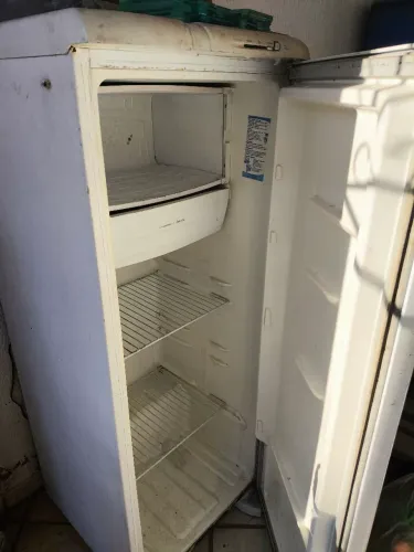 Geladeira usada