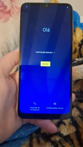 Smartphone motorola E13