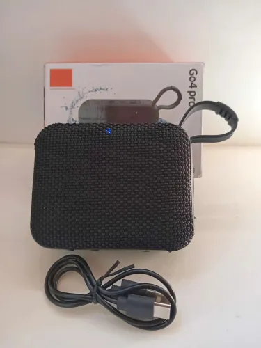 Caixa de Som Portátil Bluetooth Modelo GO4 Premium