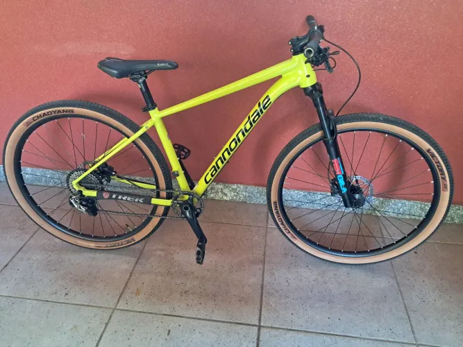 Montainbike29 cannondale trail 4