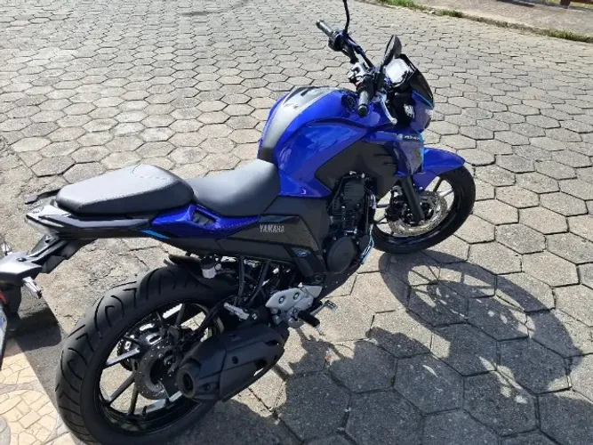 Fazer FZ25 connected ano 2025 unico dono com 2 mil KM rodado
