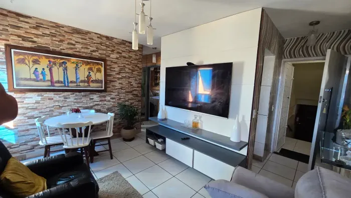 Apartamento Reformado com Planejados no São Jorge!