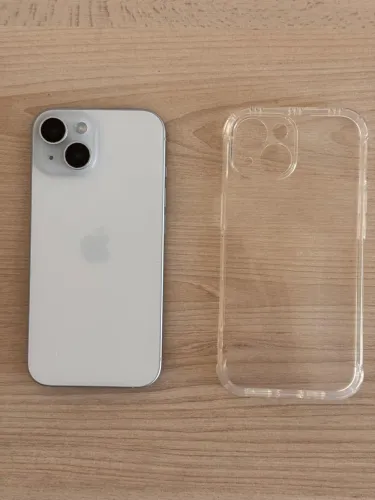 iPhone 15 128