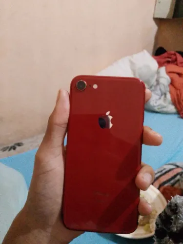 iPhone 8