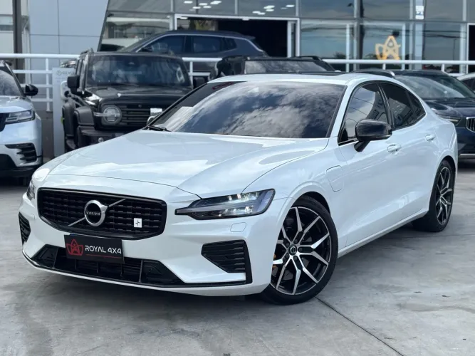 Volvo S60 T8 Polestar 2.0 4P Híbrido 2020