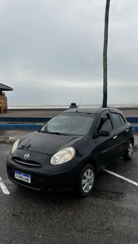 Nissan March 1.0 16V Flex Fuel 5P 2012