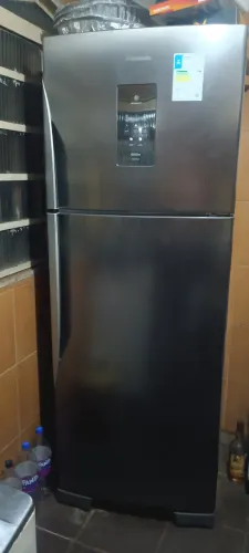 Vendo uma linda geladeira Frost Free