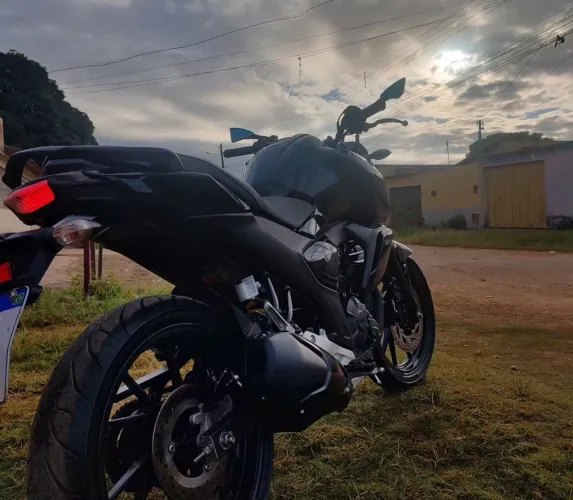 VENDE - SE FZ15 2024 ABS PRETA