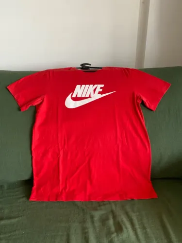 Camiseta Nike Original Vermelha Masculina - Tamanho M