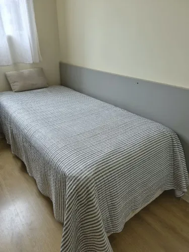 Cama solteiro mais colchão