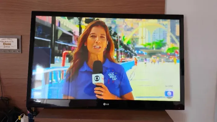Vendo Tv LG 51 polegadas em perfeito Estado funcionando 100%