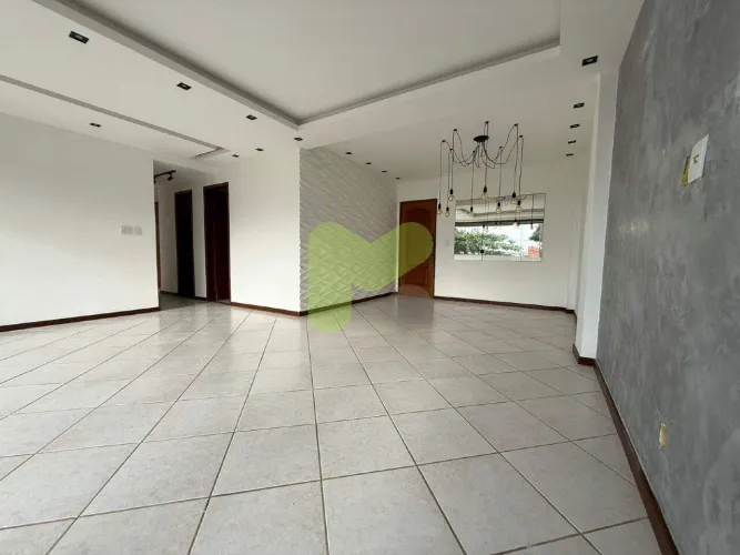 Apartamento à venda, 3 quartos, 1 suíte, 1 vaga, Cavaleiros - Macaé/RJ