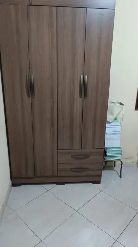 Guarda-roupa 4 portas