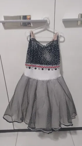 Figurino ballet (com shortinho) de costureira