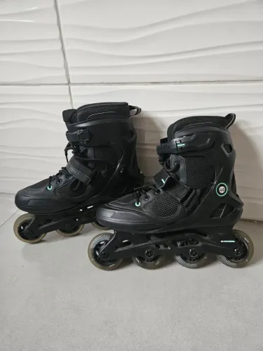 PATINS n°40