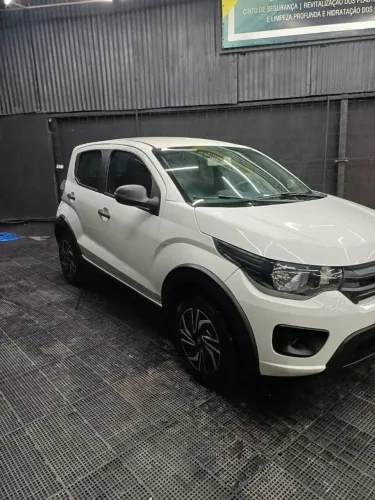 Fiat Mobi Like 1.0 Fire Flex 5P. 2022