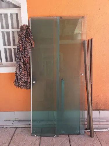 Folhas para box de banheiro Verde - Retirar no estado