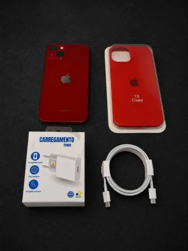 iPhone 13 + capinha + carregador