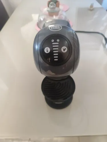 Cafeteira Nescafé Dolce Gusto