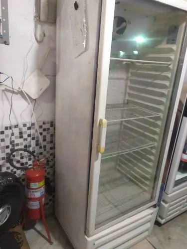 Refrigerador expositor