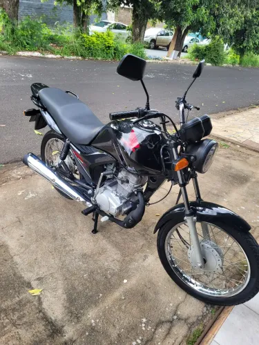 Fan 2012 125 baixo km!!