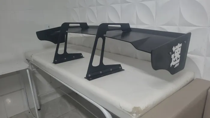 Vendo ou troco aerofólio de carro !