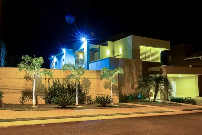 Casa Condomínio em Cravinhos